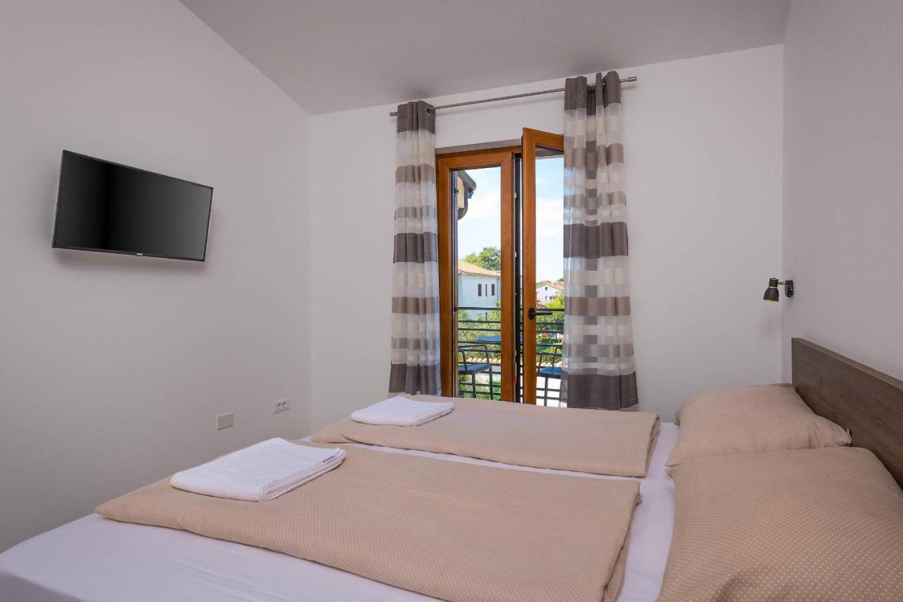 Holiday House Luca Poreč Zewnętrze zdjęcie